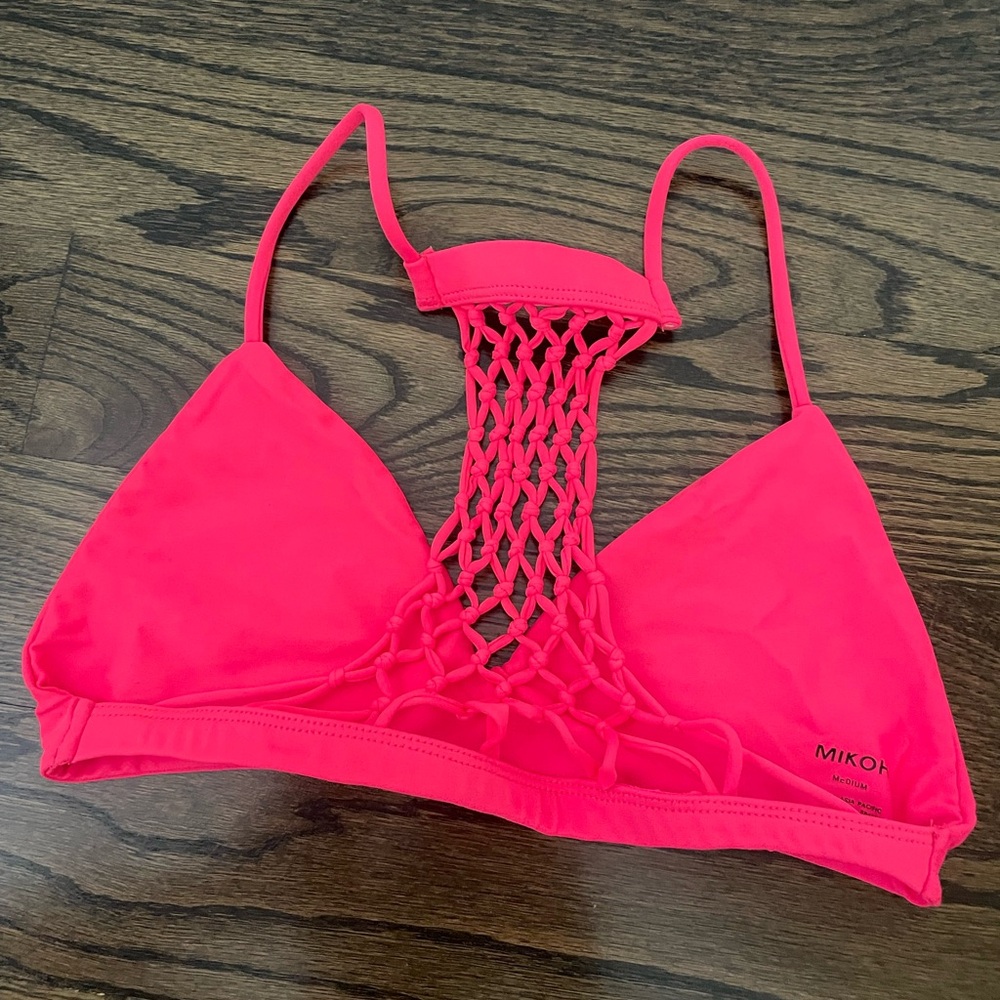 MIKOH bikini top. Size medium.